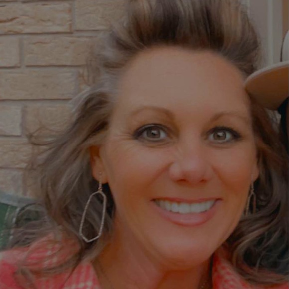 Meet your Posher, Rochelle - Picture 1 of 1